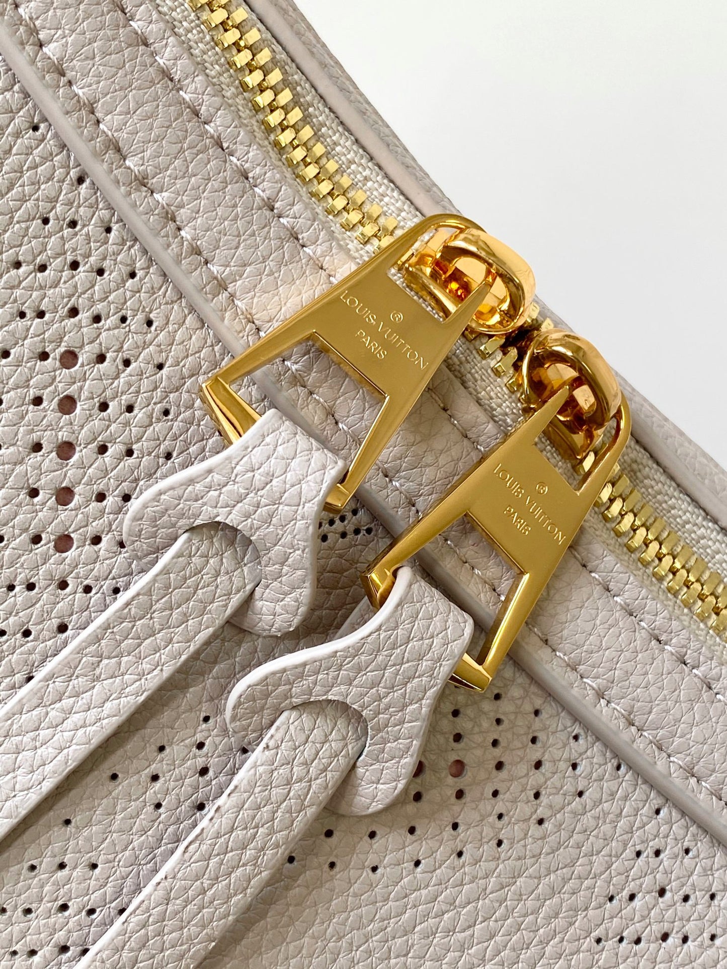 BAG-LV-W-NEW-1205