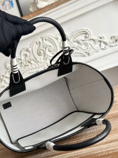 BAG-HMS-W-009