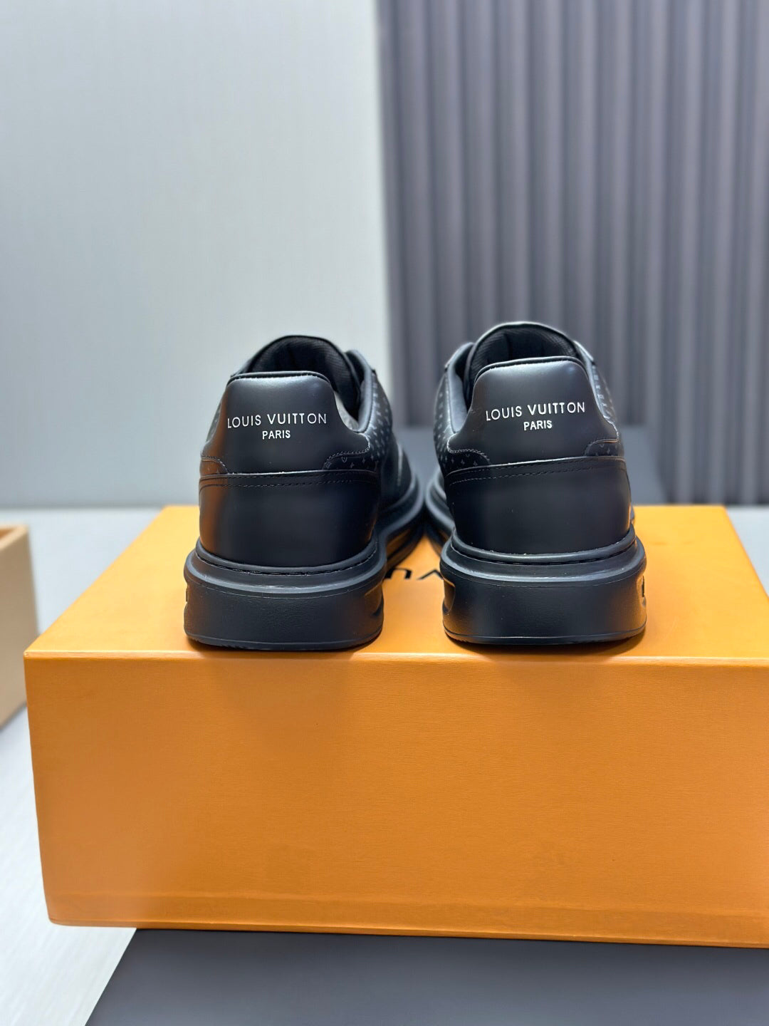 SHOES-LV-LY-374