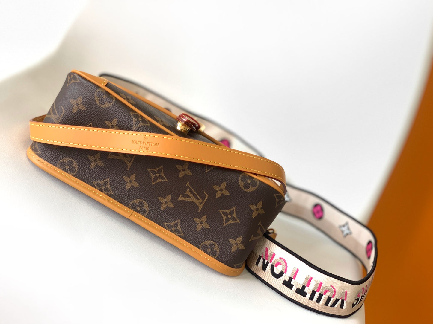BAG-LV-W-NEW-1356