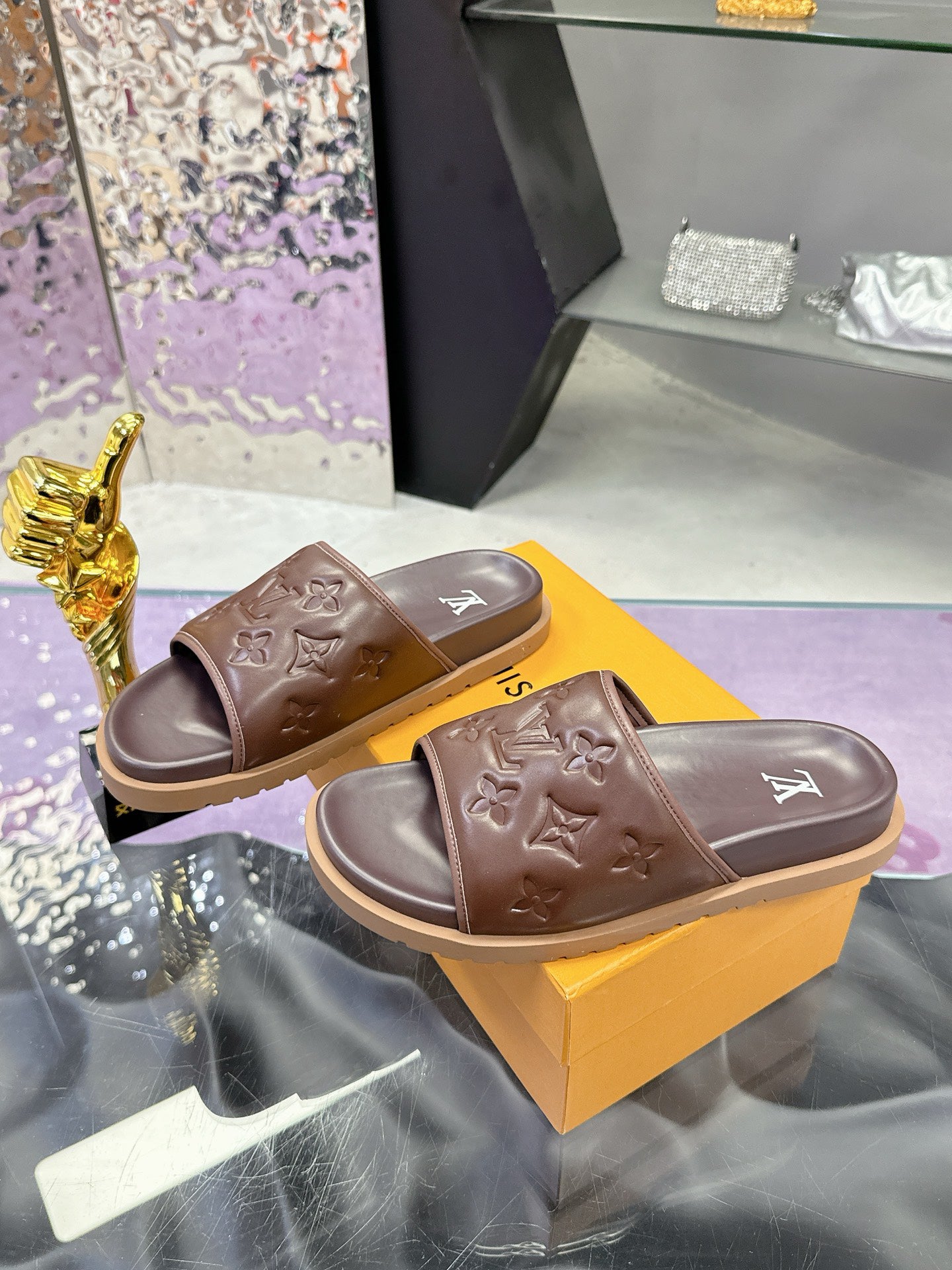 SHOES-LV-LY-650