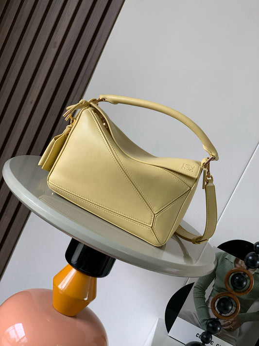 BAG-LW-744