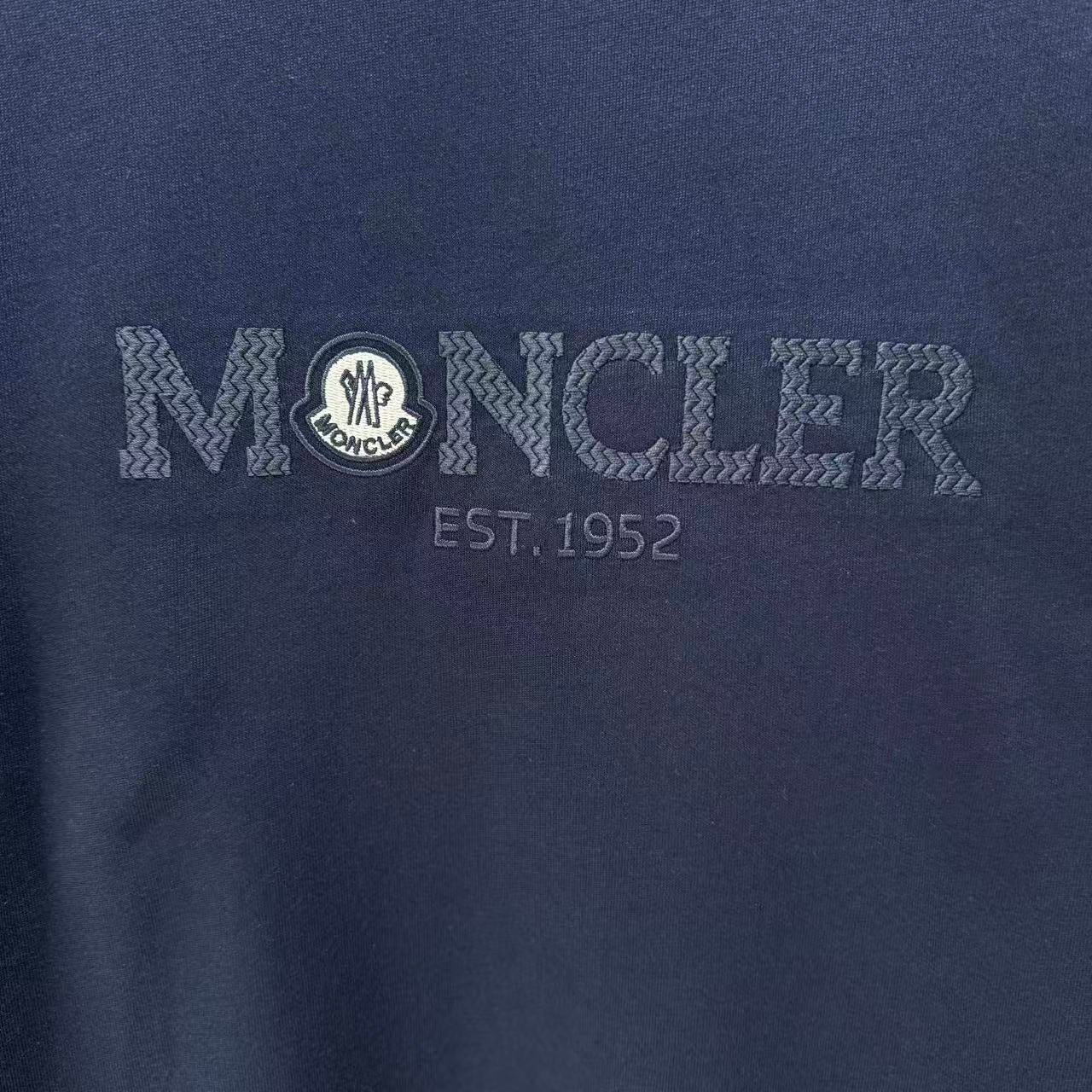 TS-MONCLER-NEW-144