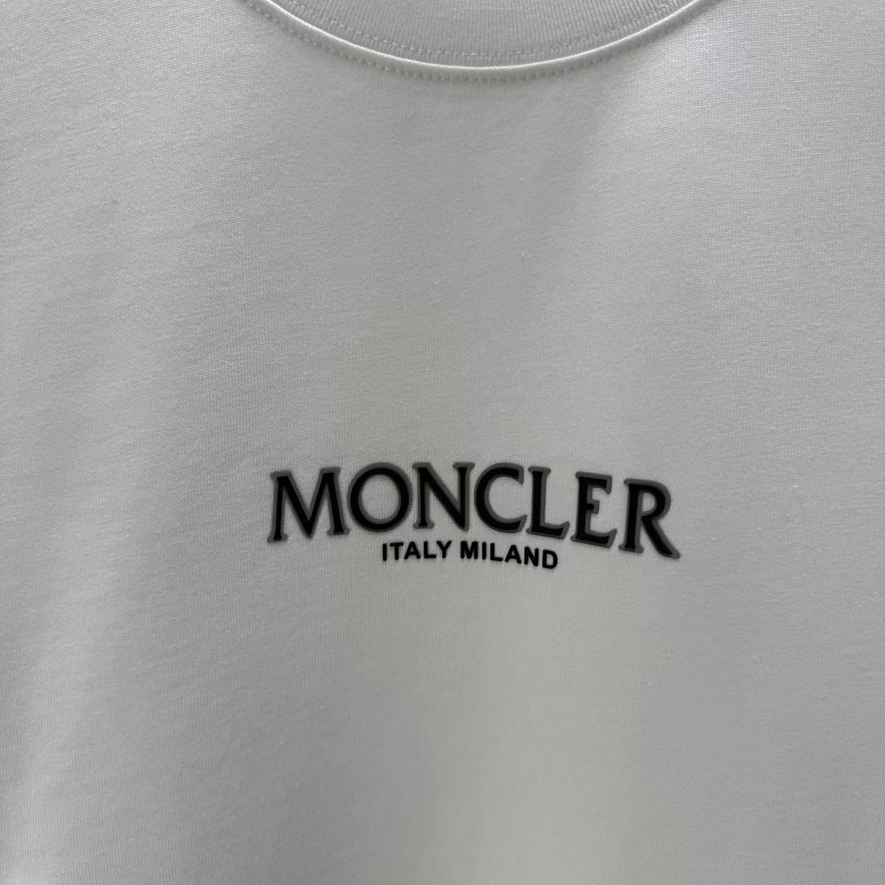 TS-MONCLER-NEW-132