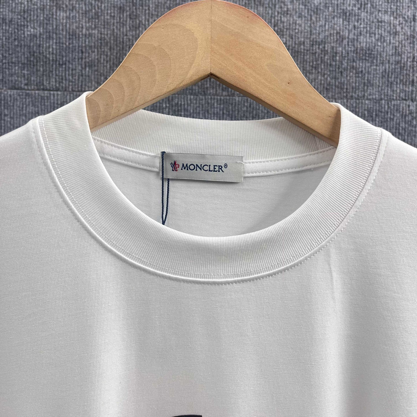 TS-MONCLER-NEW-128