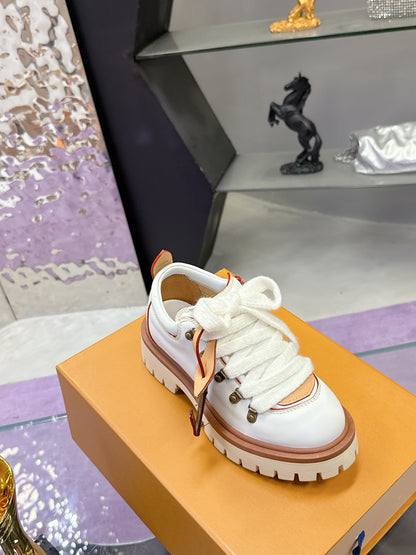 SHOES-LV-LY-560