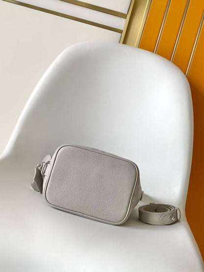 BAG-LV-W-NEW-050