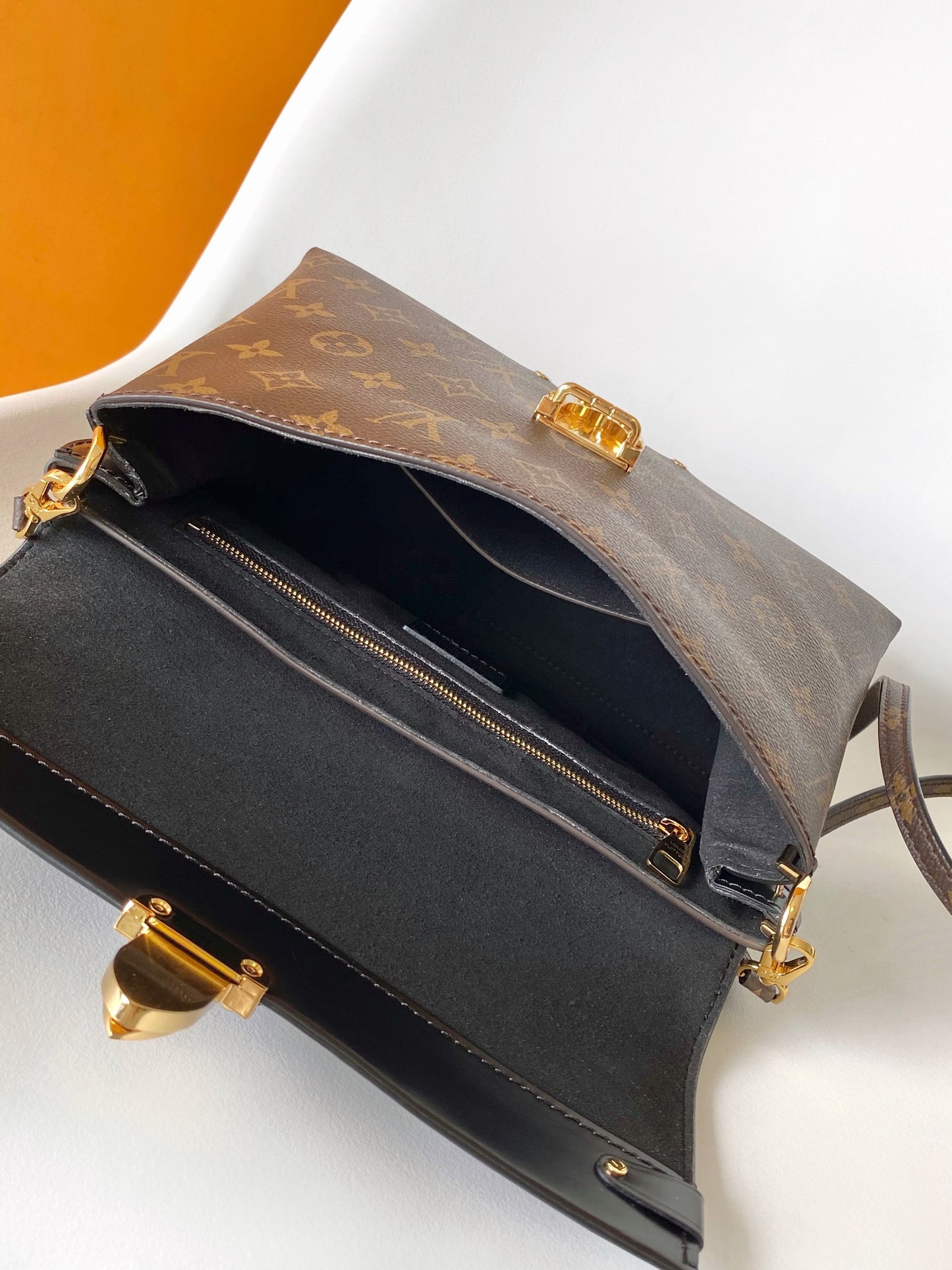 BAG-LV-W-NEW-895