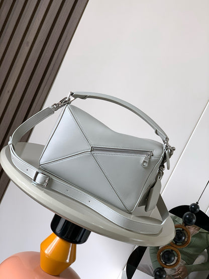 BAG-LW-747