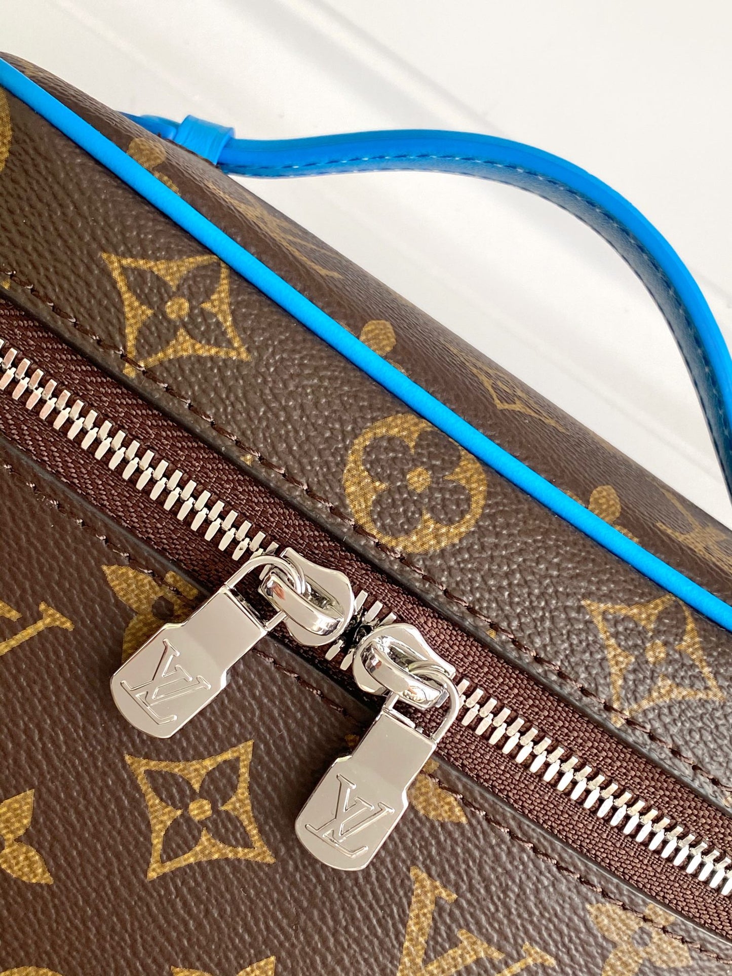 BAG-LV-W-NEW-870