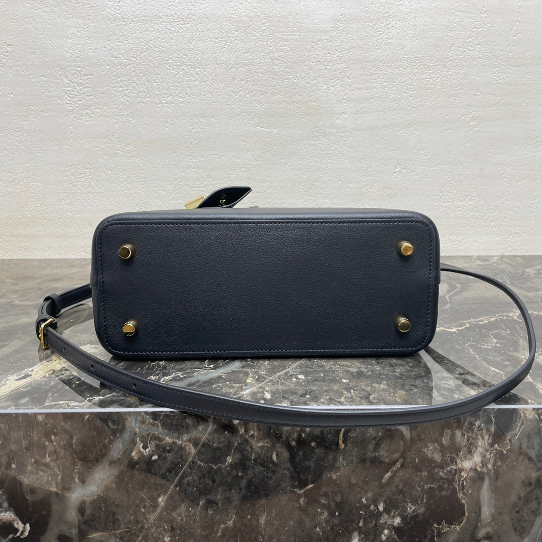 BAG-CELINE-W-NEW-1535