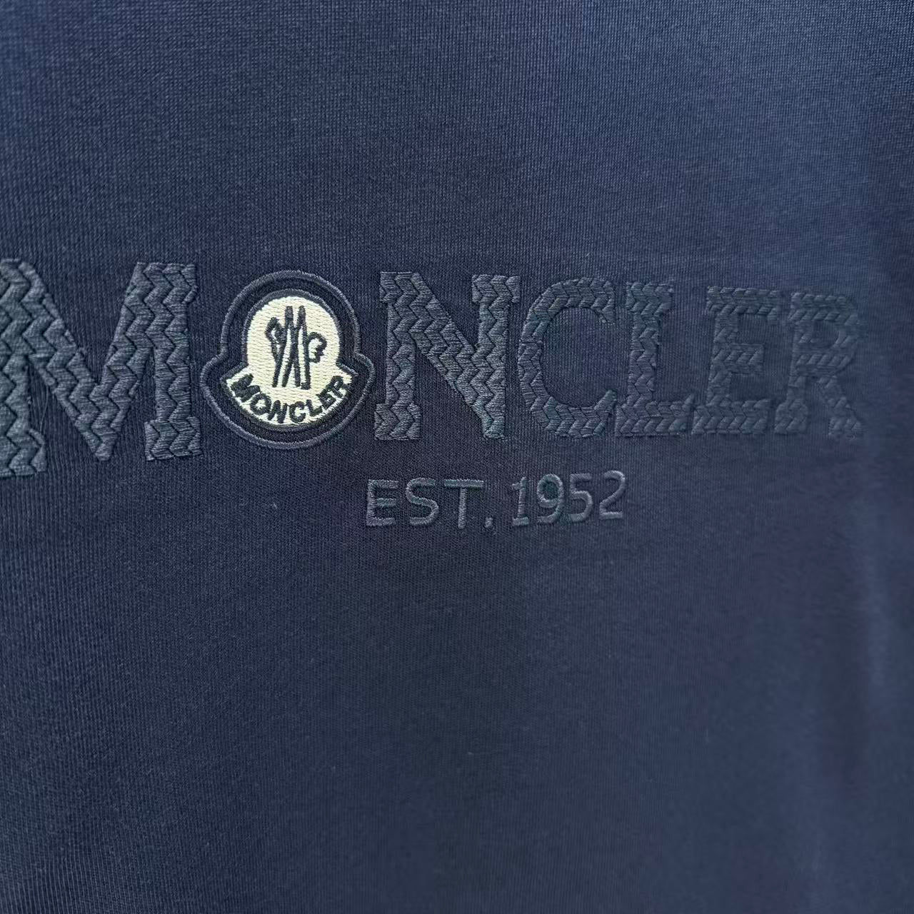 TS-MONCLER-NEW-144