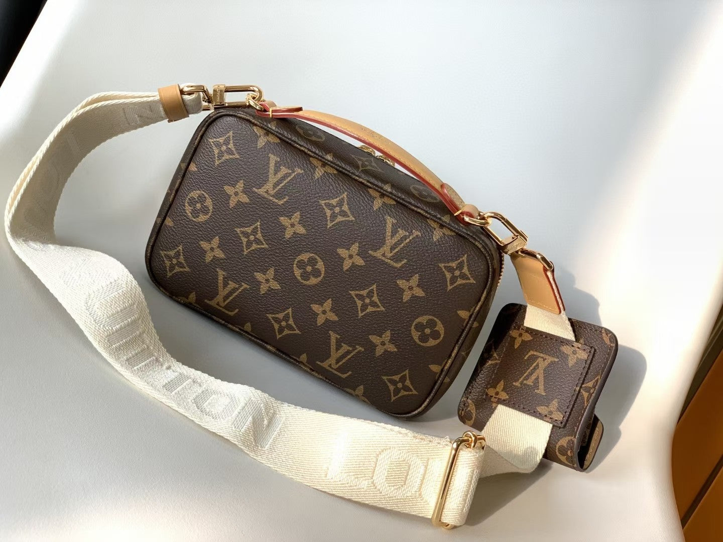 BAG-LV-W-NEW-896