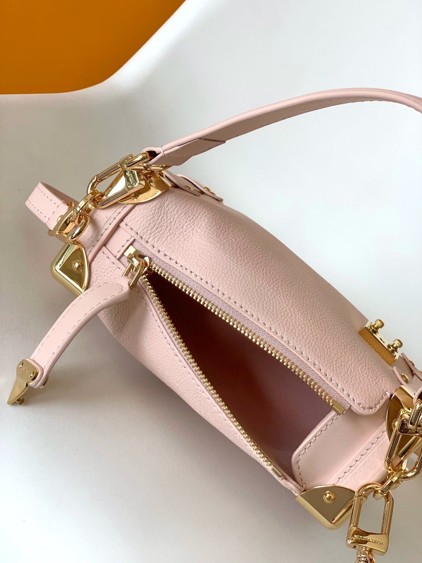 BAG-LV-W-NEW-541