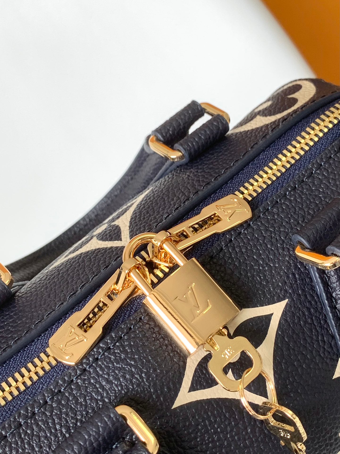 BAG-LV-W-NEW-562