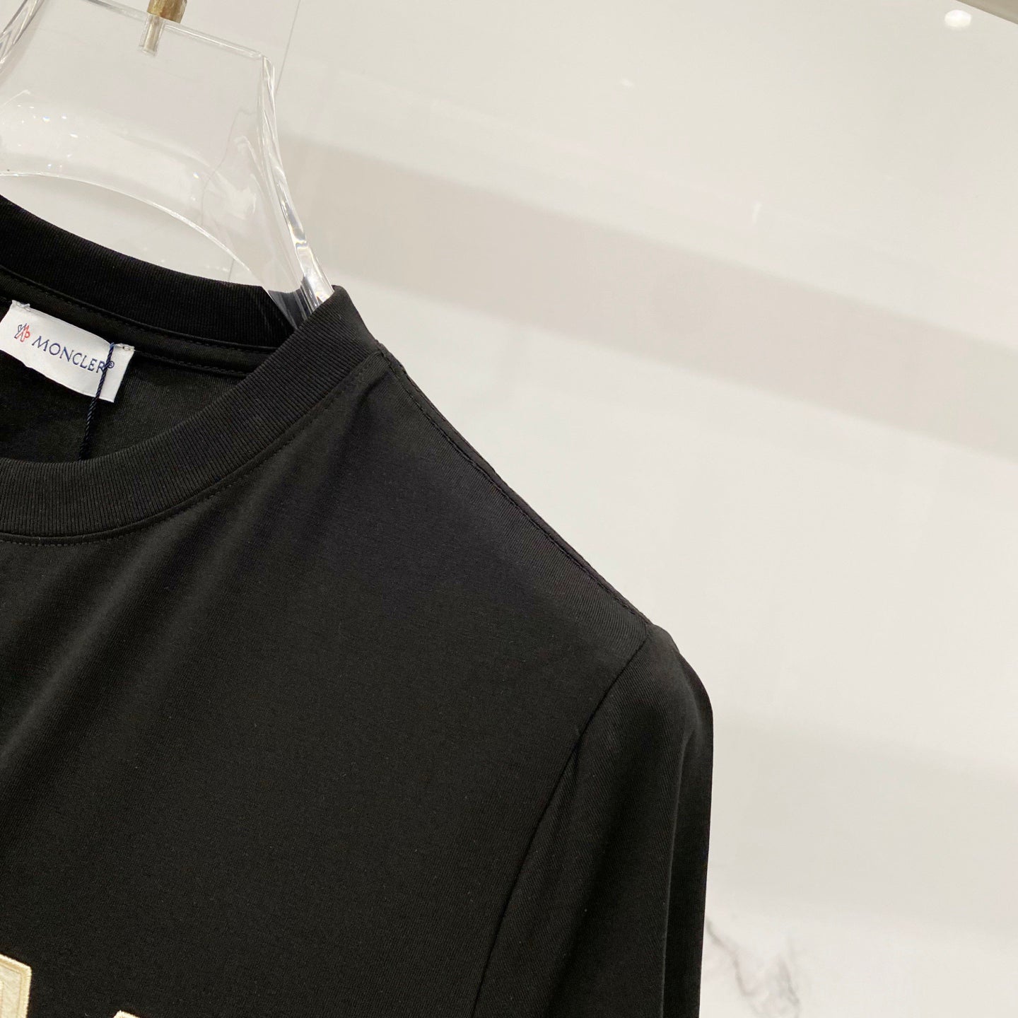 TS-MONCLER-NEW-010
