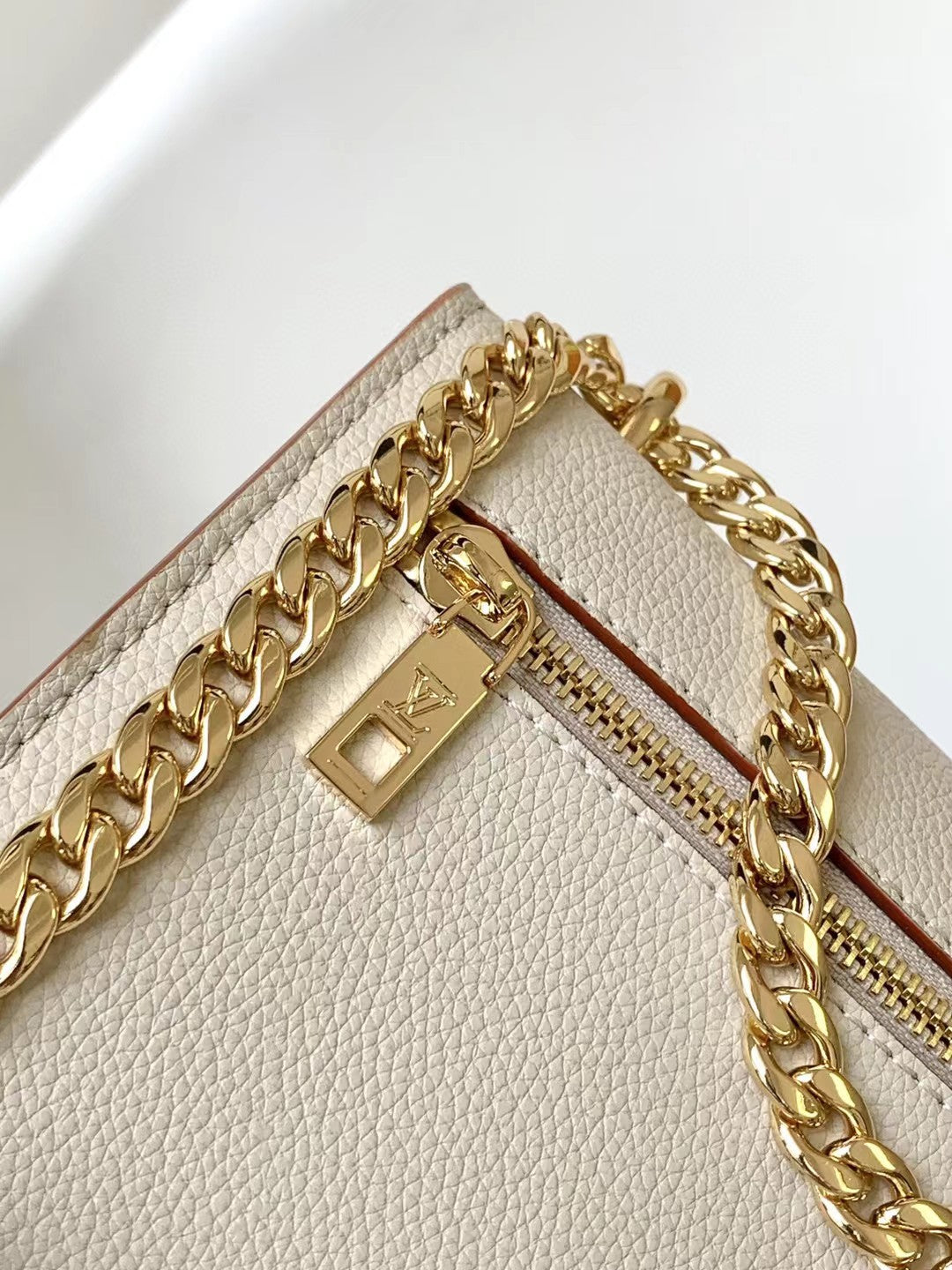 BAG-LV-W-NEW-852