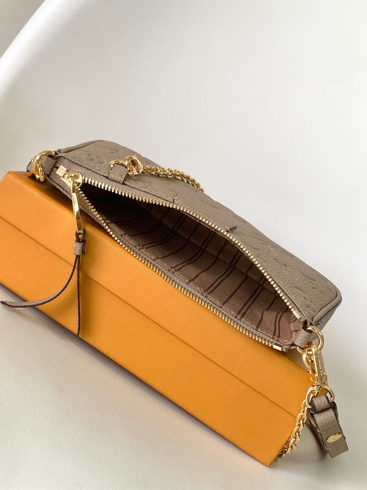 BAG-LV-W-NEW-701