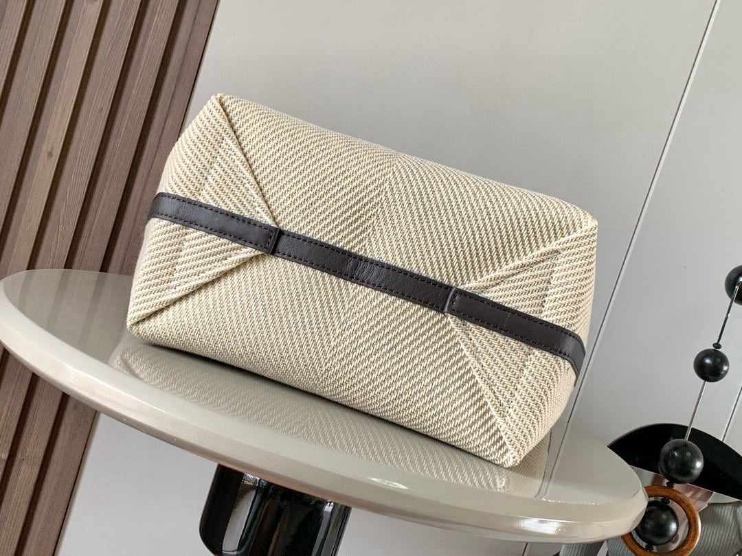 BAG-LW-739