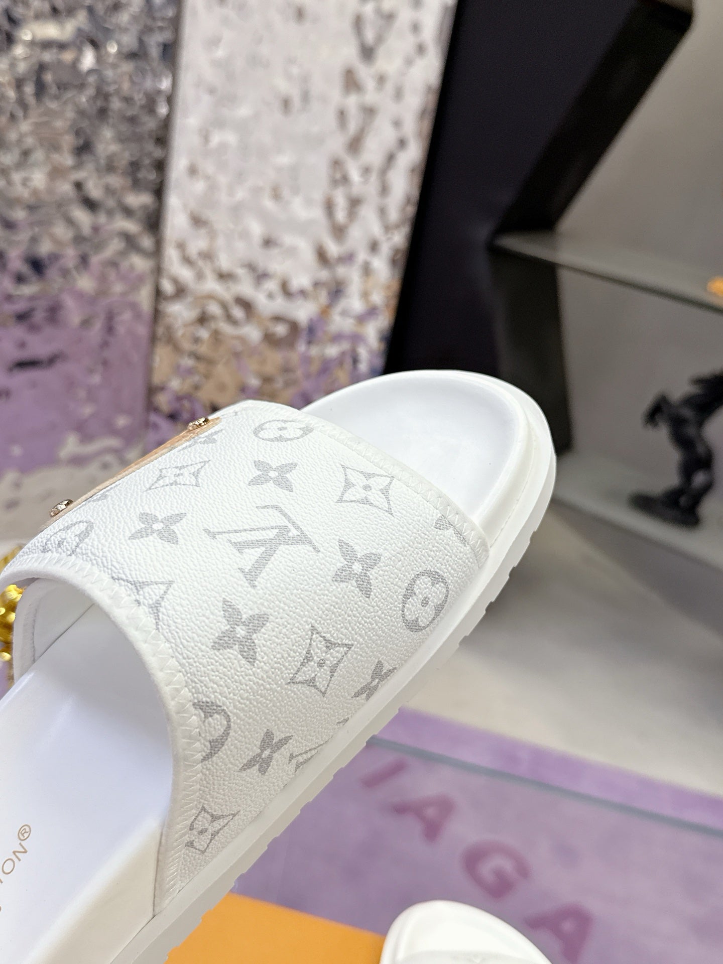 SHOES-LV-LY-601