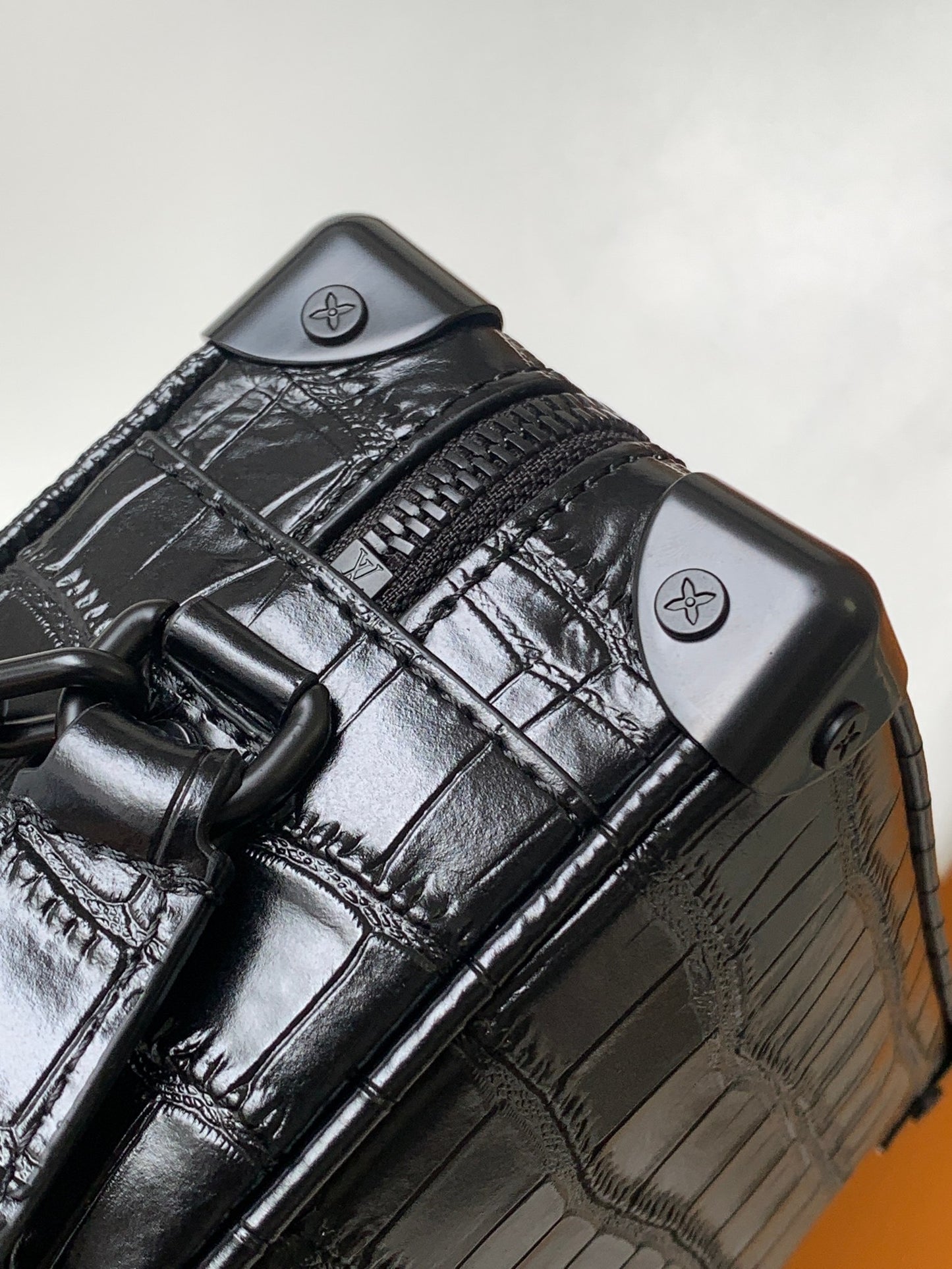 BAG-LV-W-NEW-1219
