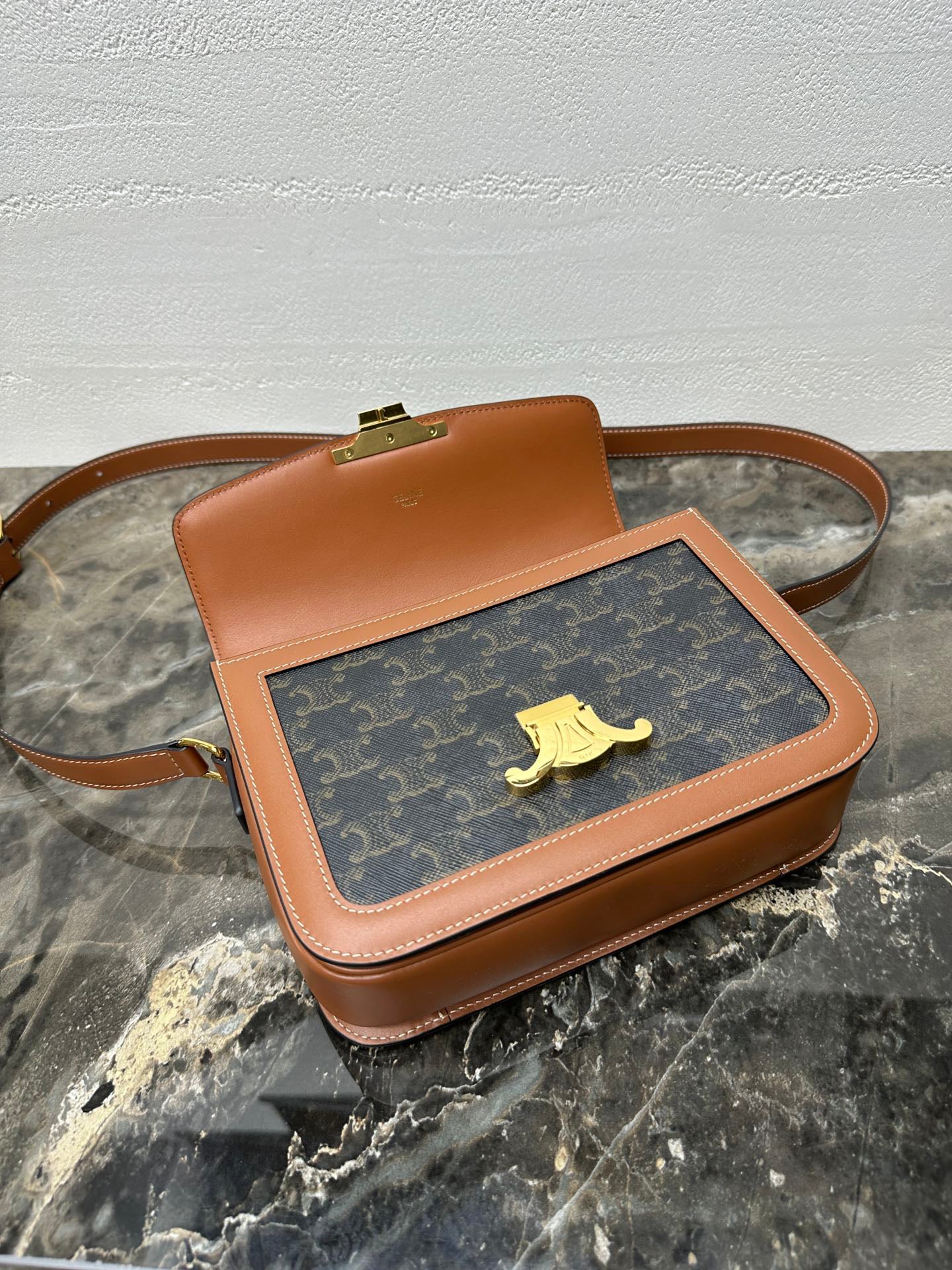 BAG-CELINE-W-NEW-1382