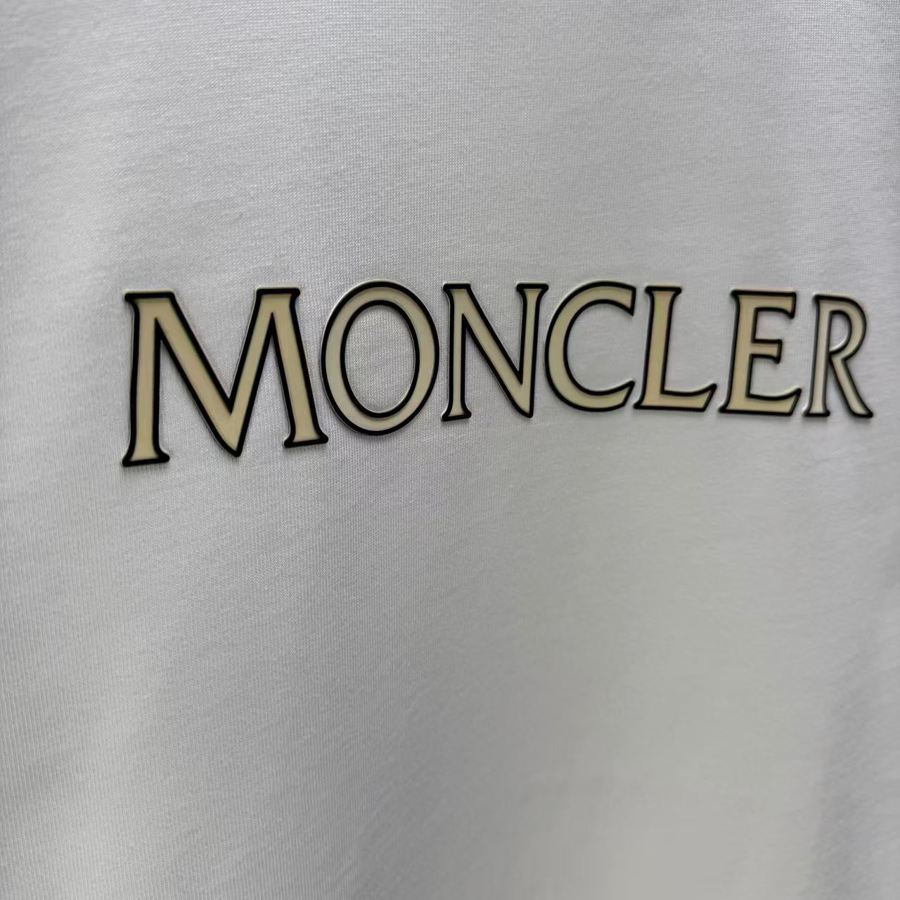 TS-MONCLER-NEW-136