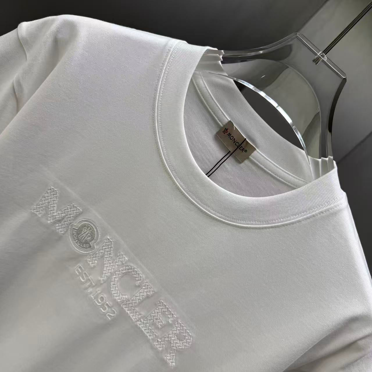 TS-MONCLER-NEW-143