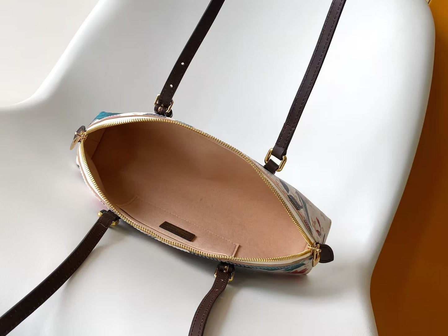 BAG-LV-W-NEW-004