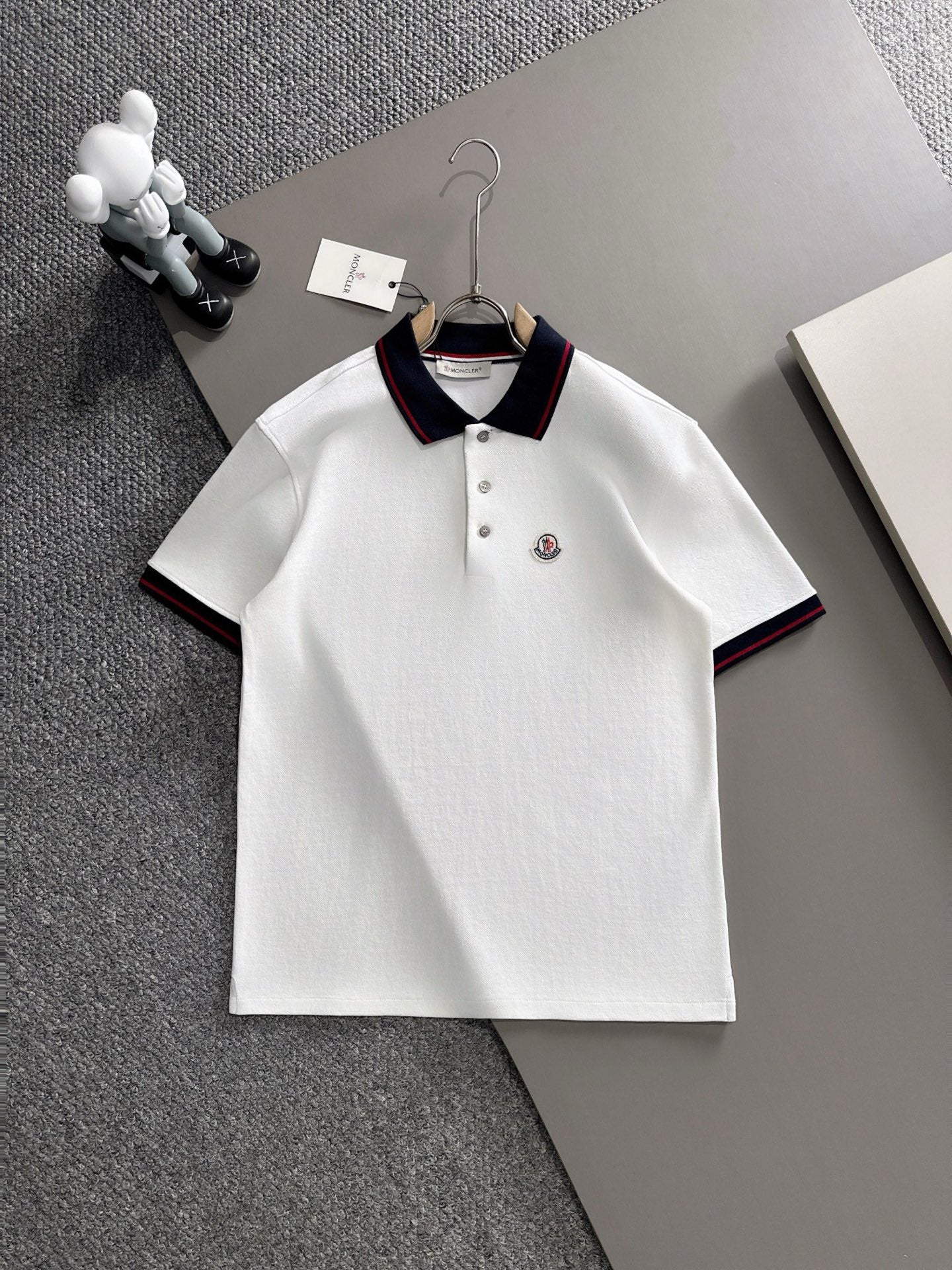 TS-MONCLER-NEW-048