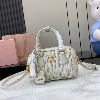 BAG-MIUMIU-LY-409