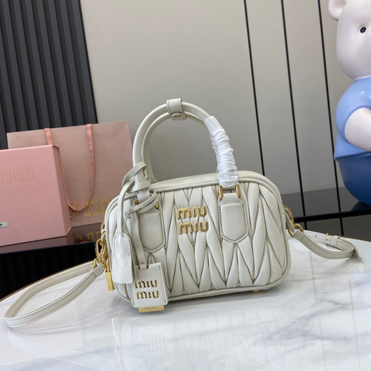 BAG-MIUMIU-LY-409