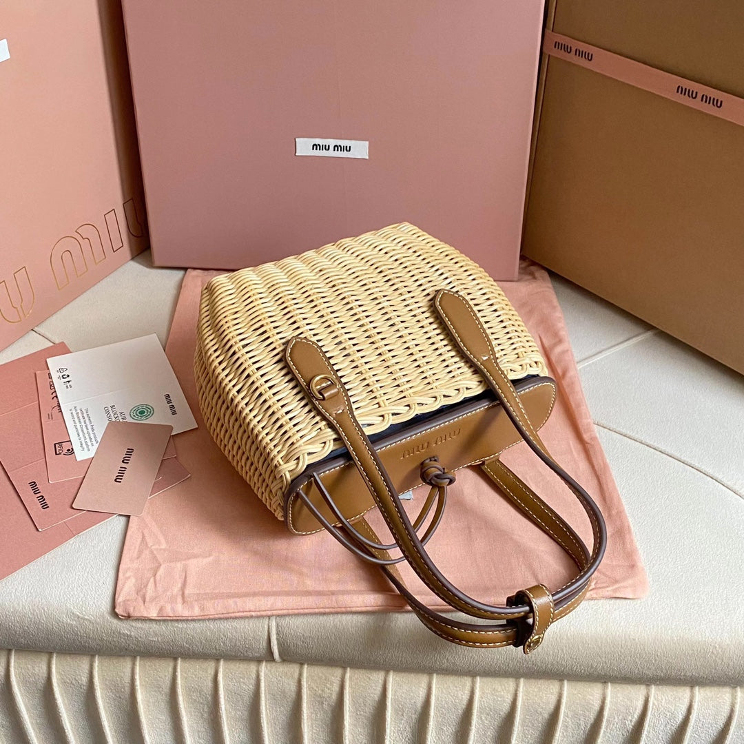 BAG-MIUMIU-LY-137