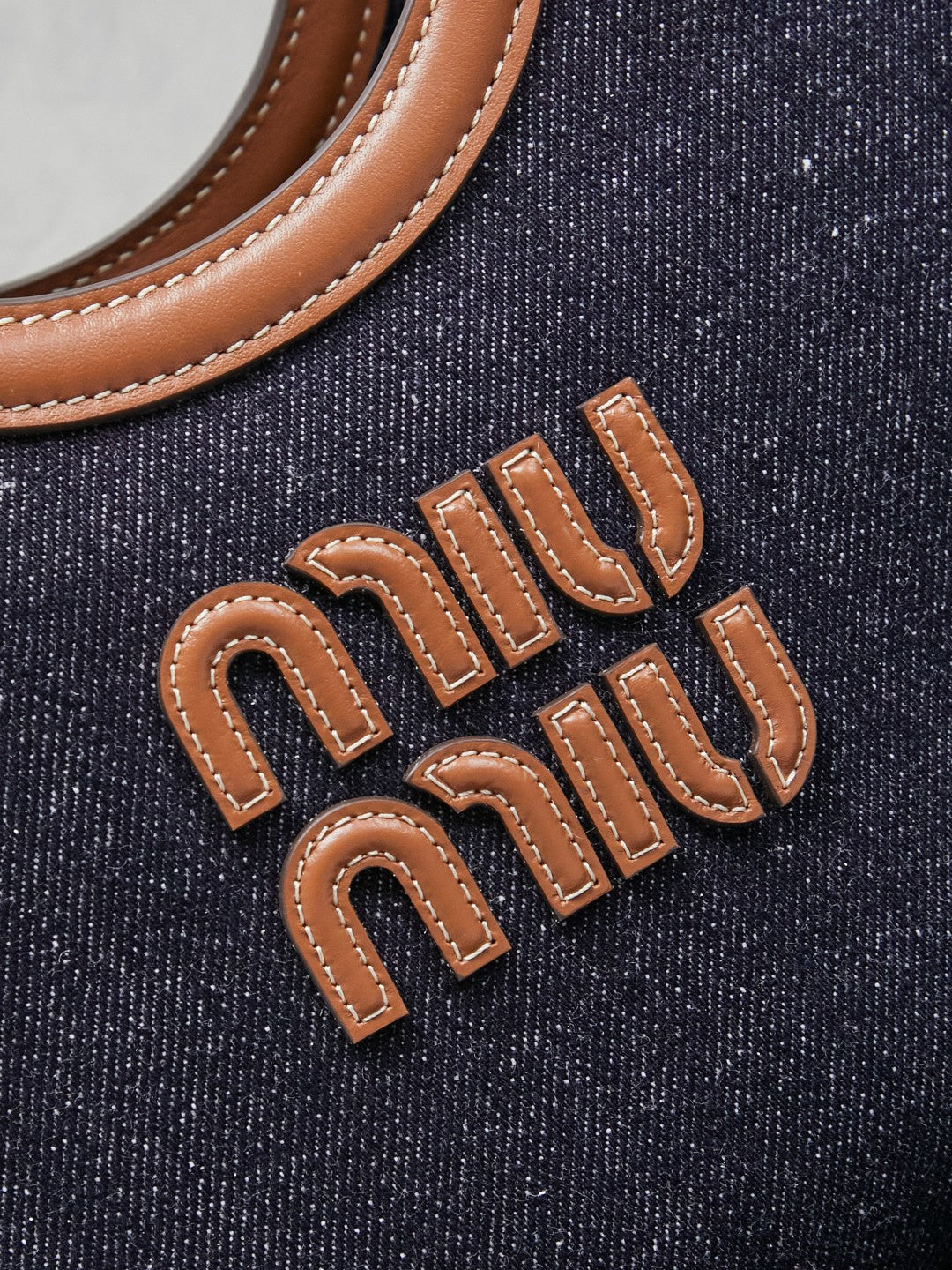 BAG-MIUMIU-LY-147