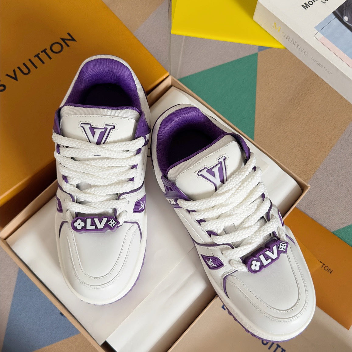 SHOES-LV-LY-250