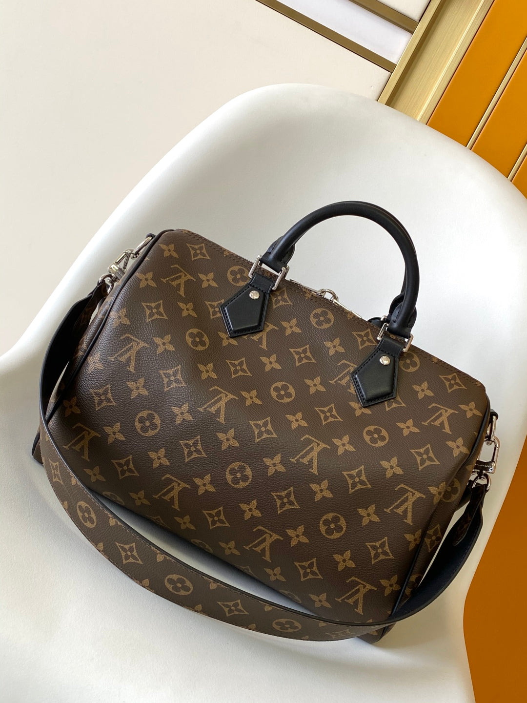BAG-LV-W-NEW-504