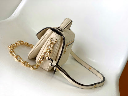 BAG-LV-W-NEW-588