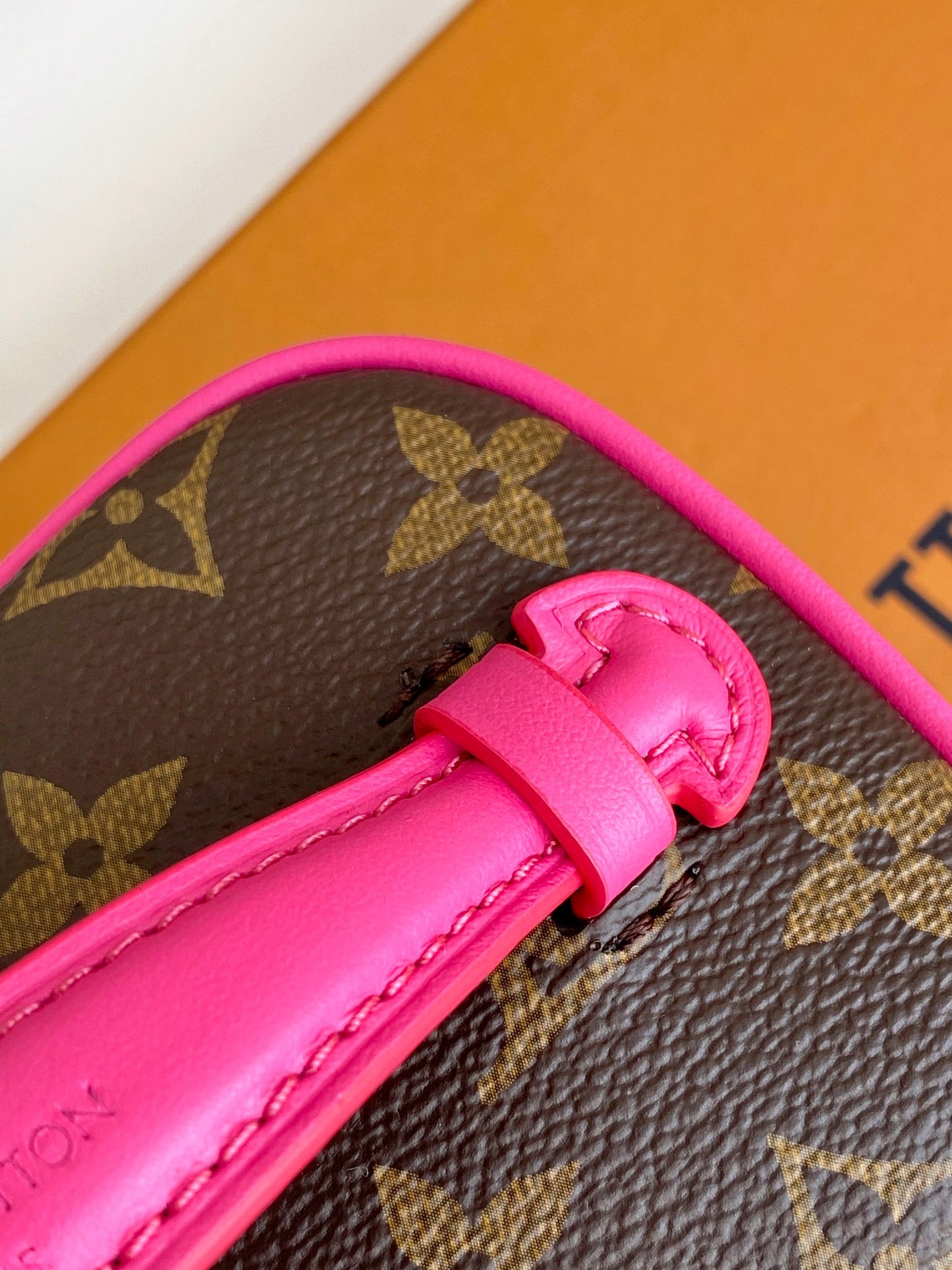 BAG-LV-W-NEW-872