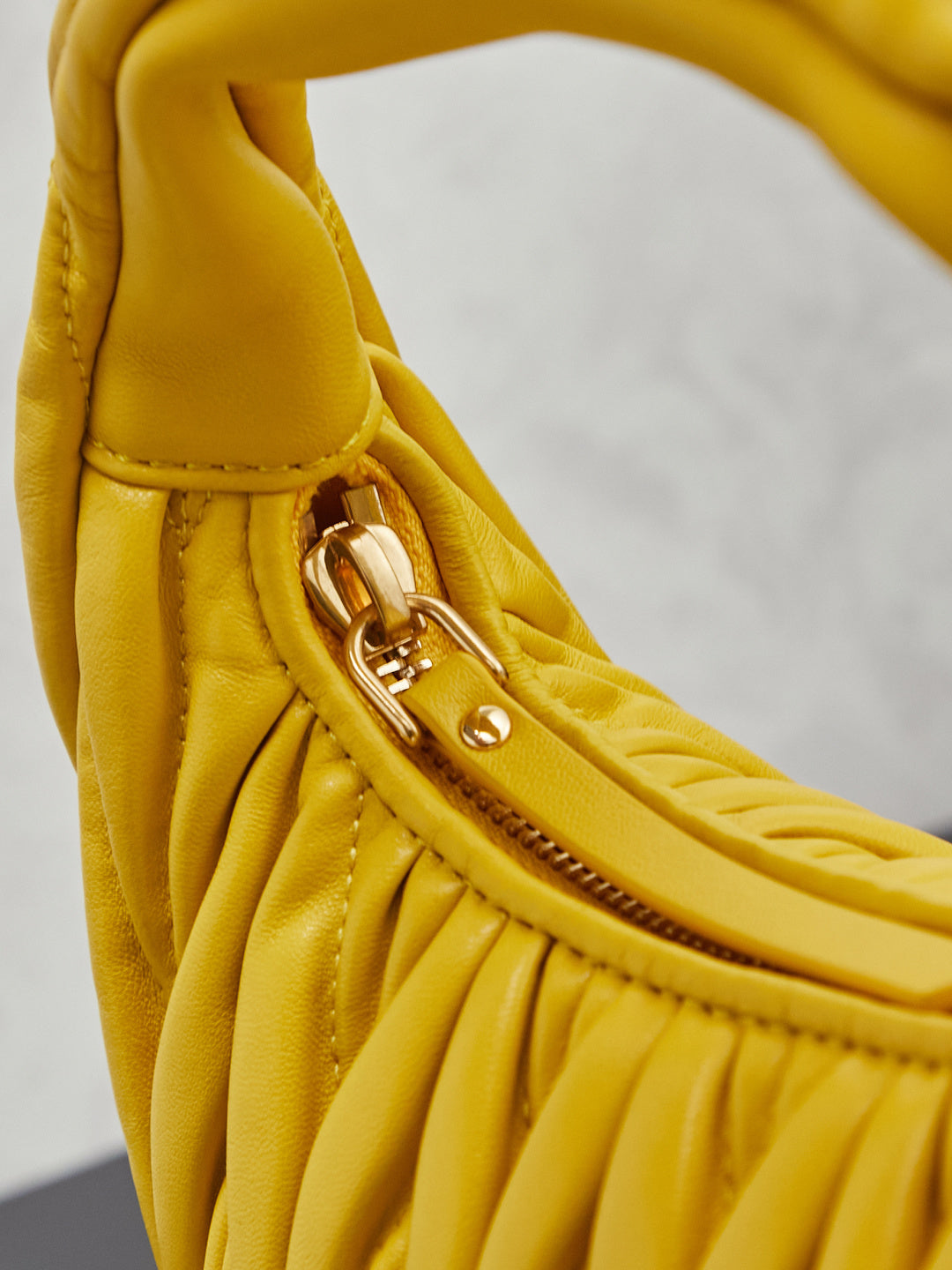 BAG-MIUMIU-LY-037