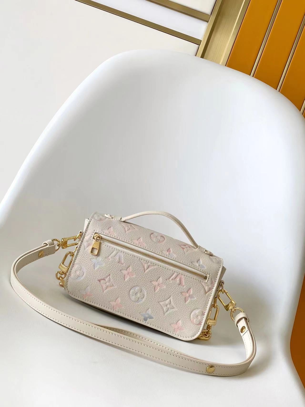 BAG-LV-W-NEW-1116