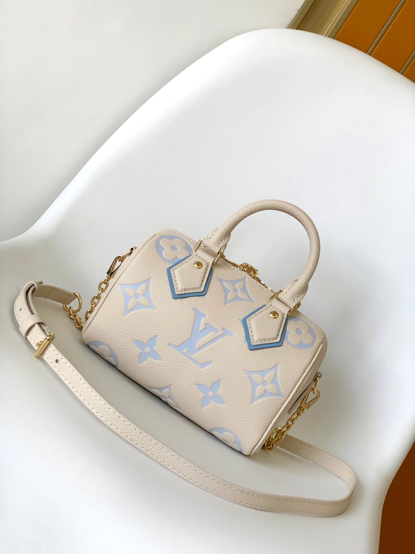 BAG-LV-W-NEW-570