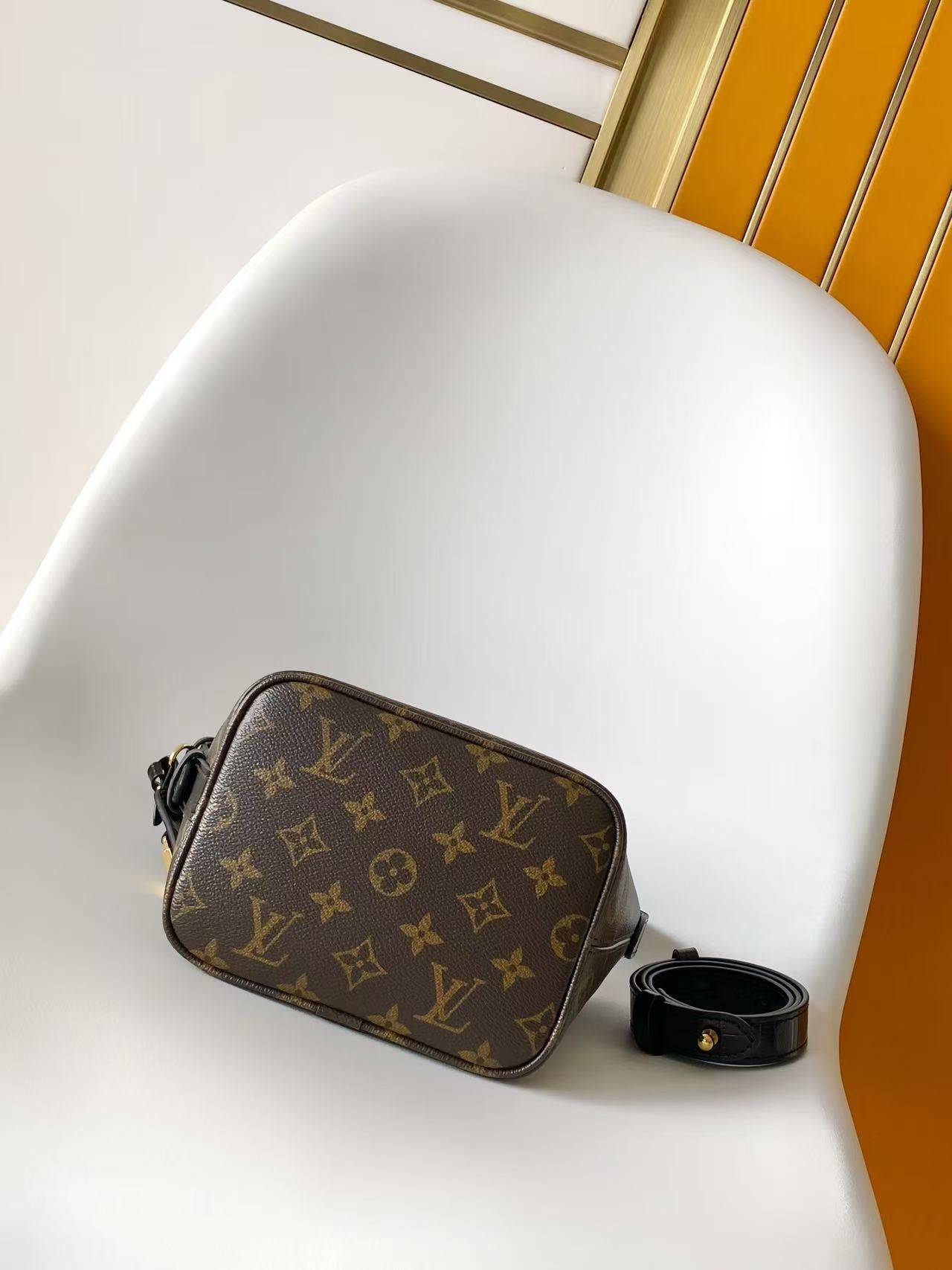 BAG-LV-W-NEW-005
