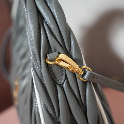 BAG-MIUMIU-LY-352