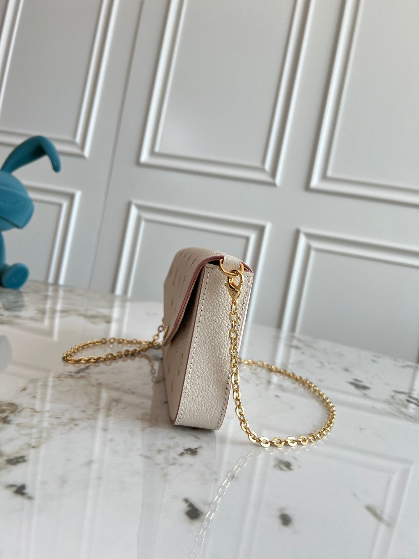 BAG-LV-W-NEW-580