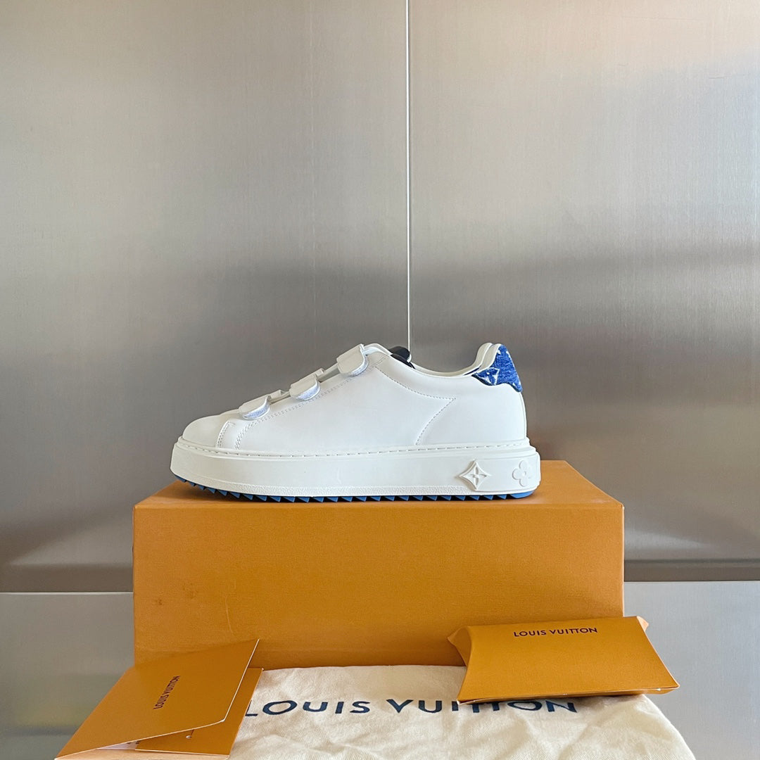 SHOES-LV-LY-550