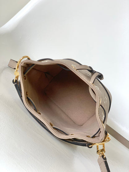 BAG-LV-W-NEW-1096