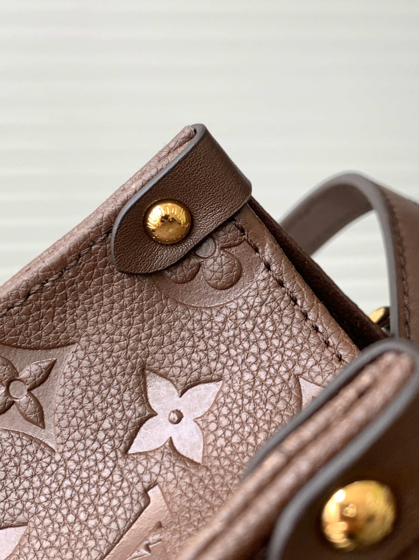 BAG-LV-W-NEW-985