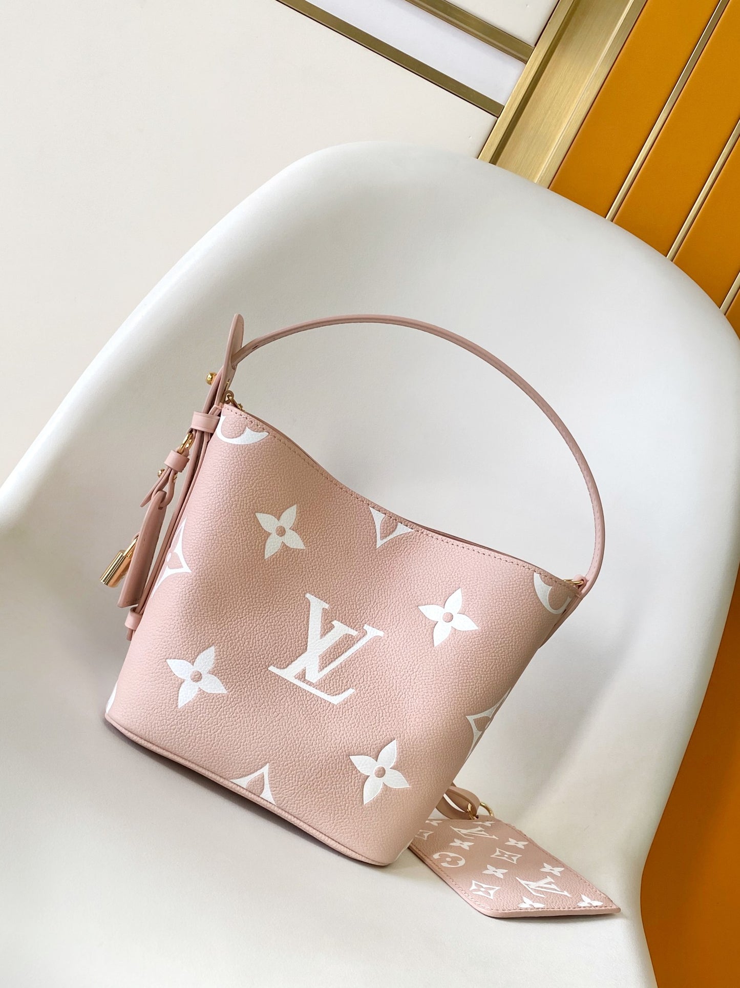 BAG-LV-W-NEW-530