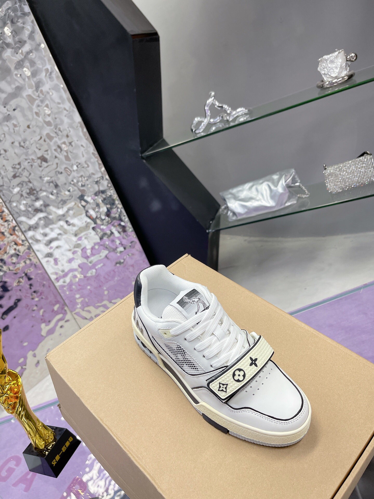 SHOES-LV-LY-181