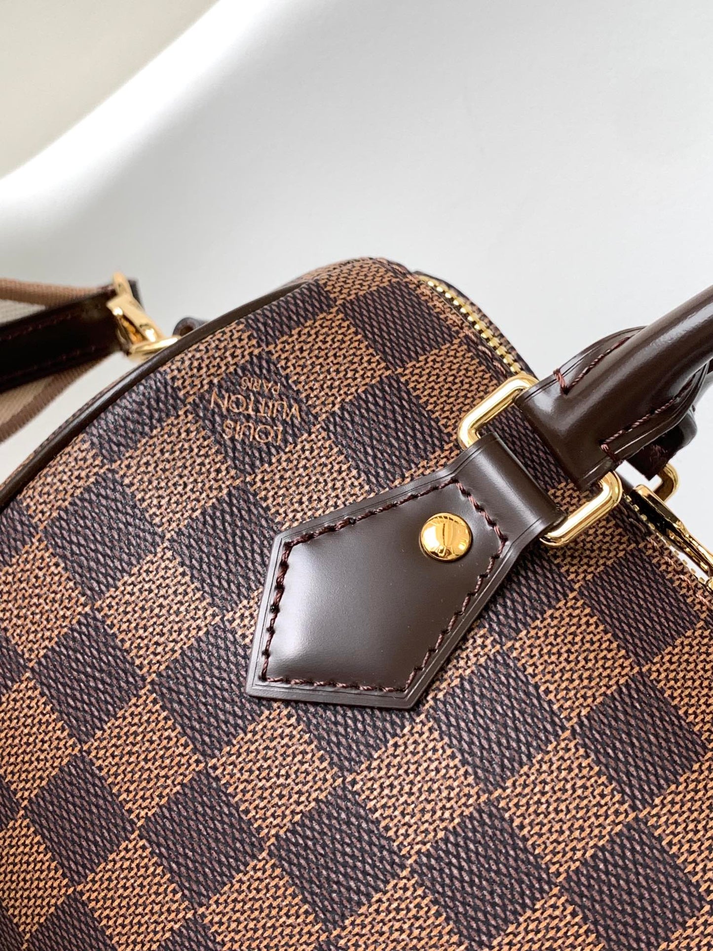 BAG-LV-W-NEW-1520